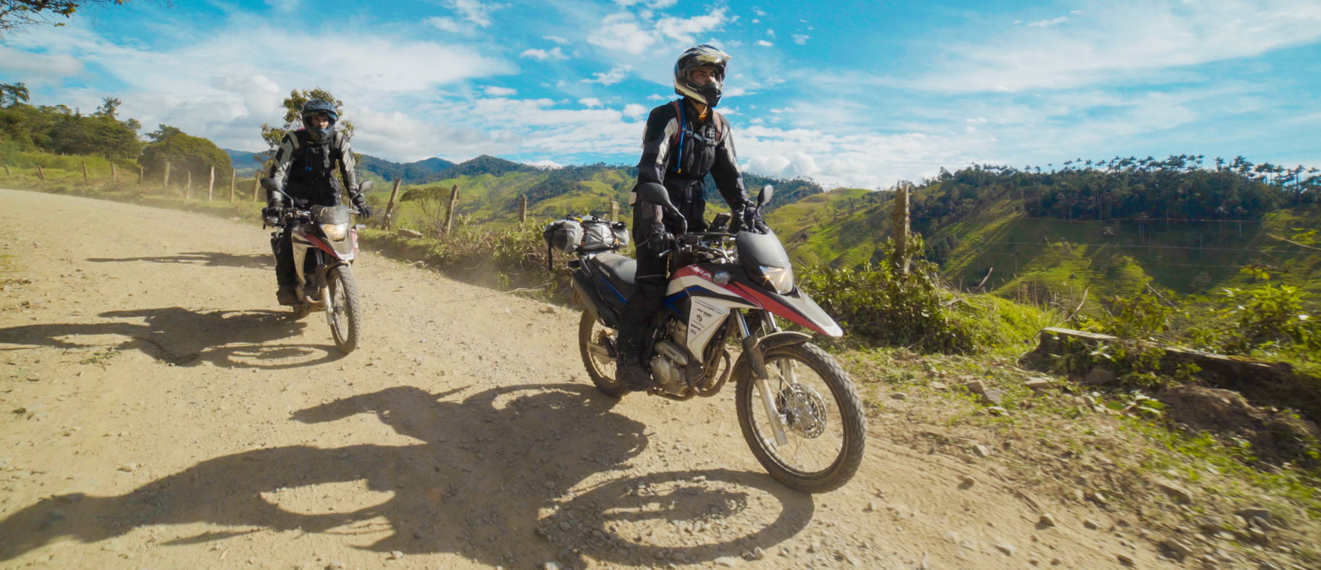 Dirt-Bike-Medellin-Colombia-01