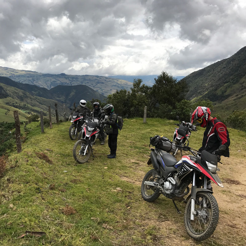 Dirt-Bike-Medellin-Colombia-09